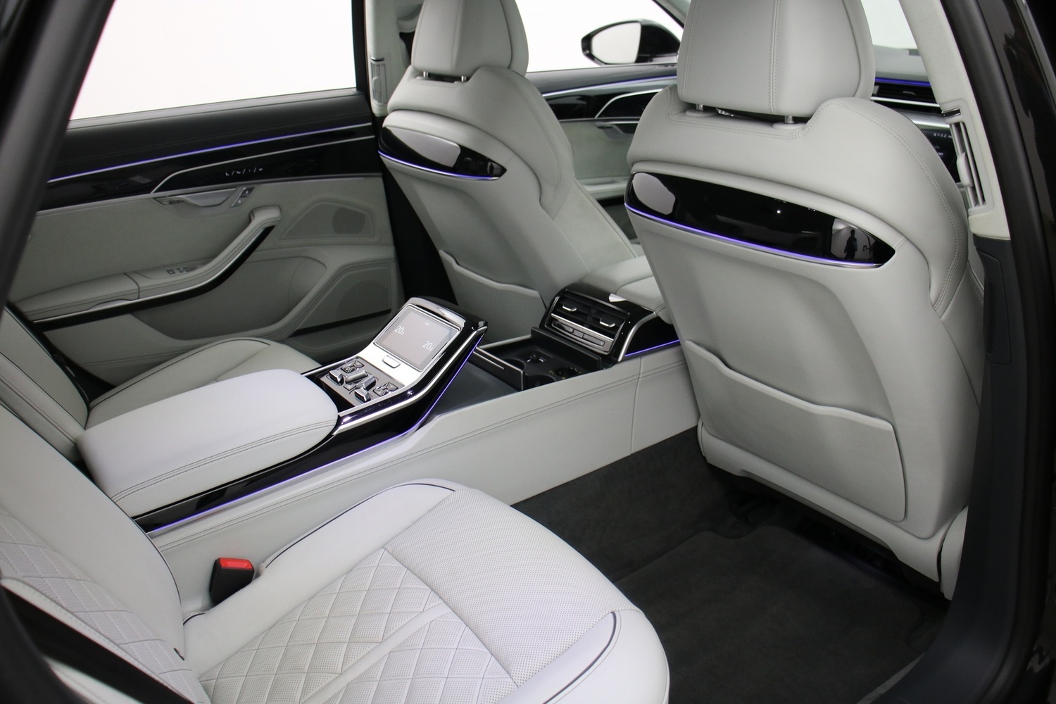 Audi A8 vaihtoauto