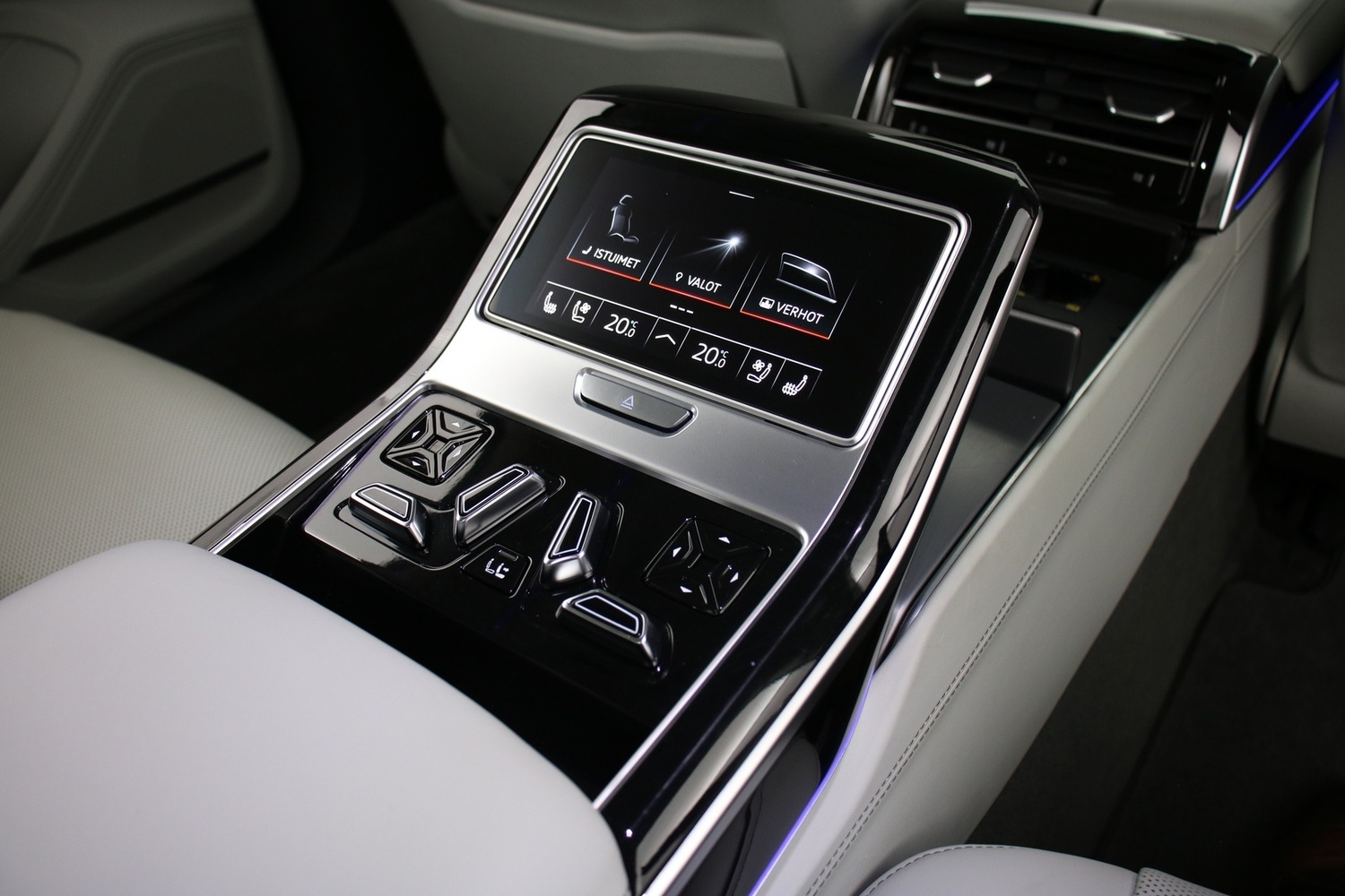 Audi A8 vaihtoauto
