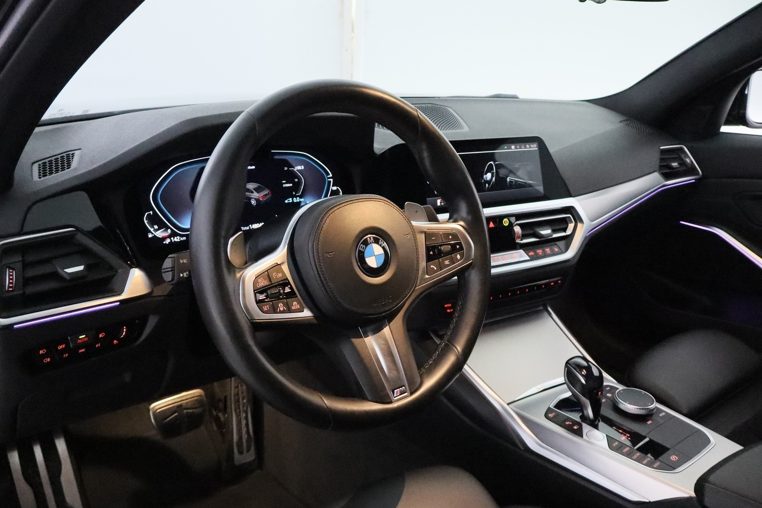 BMW 330 vaihtoauto