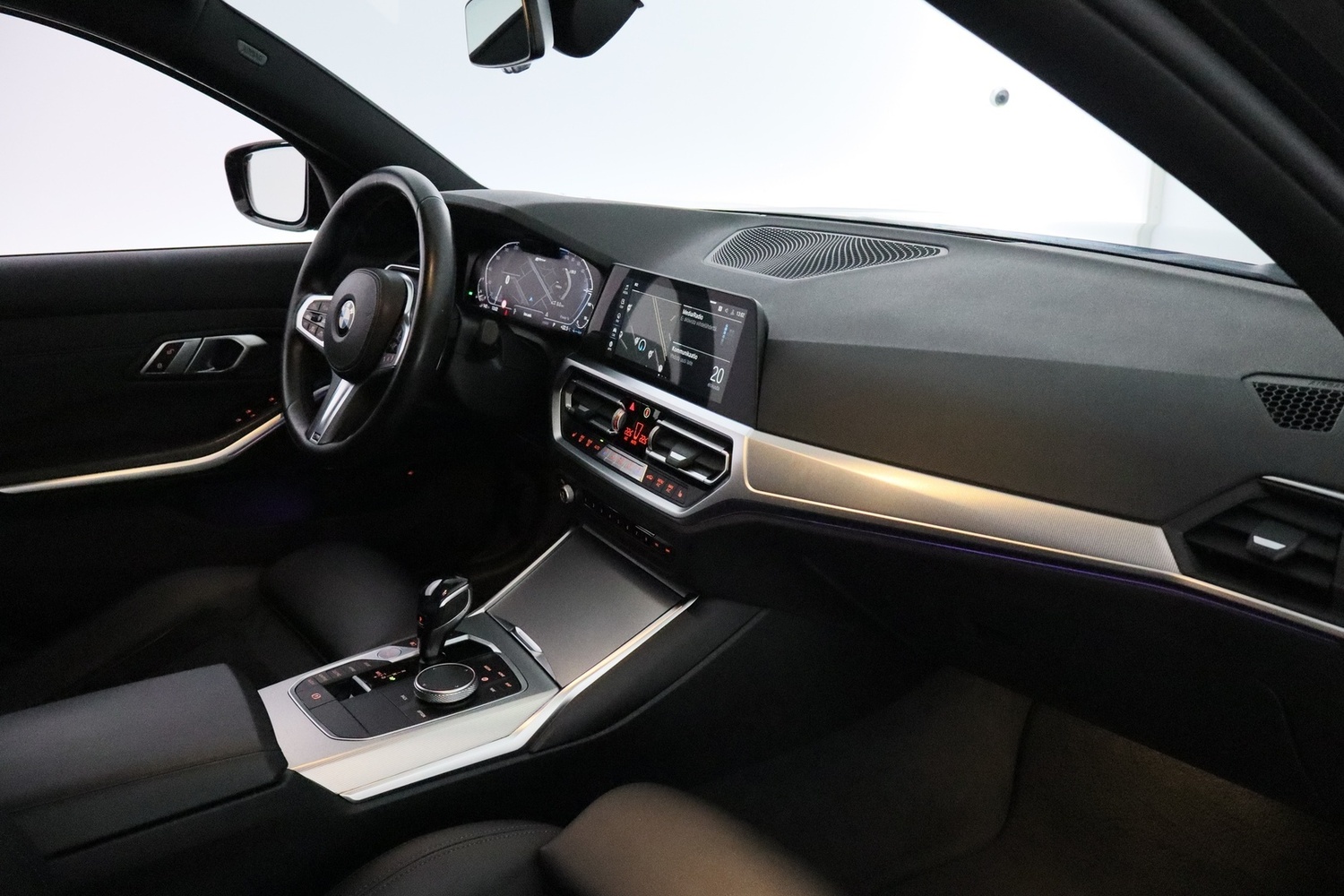 BMW 330 vaihtoauto