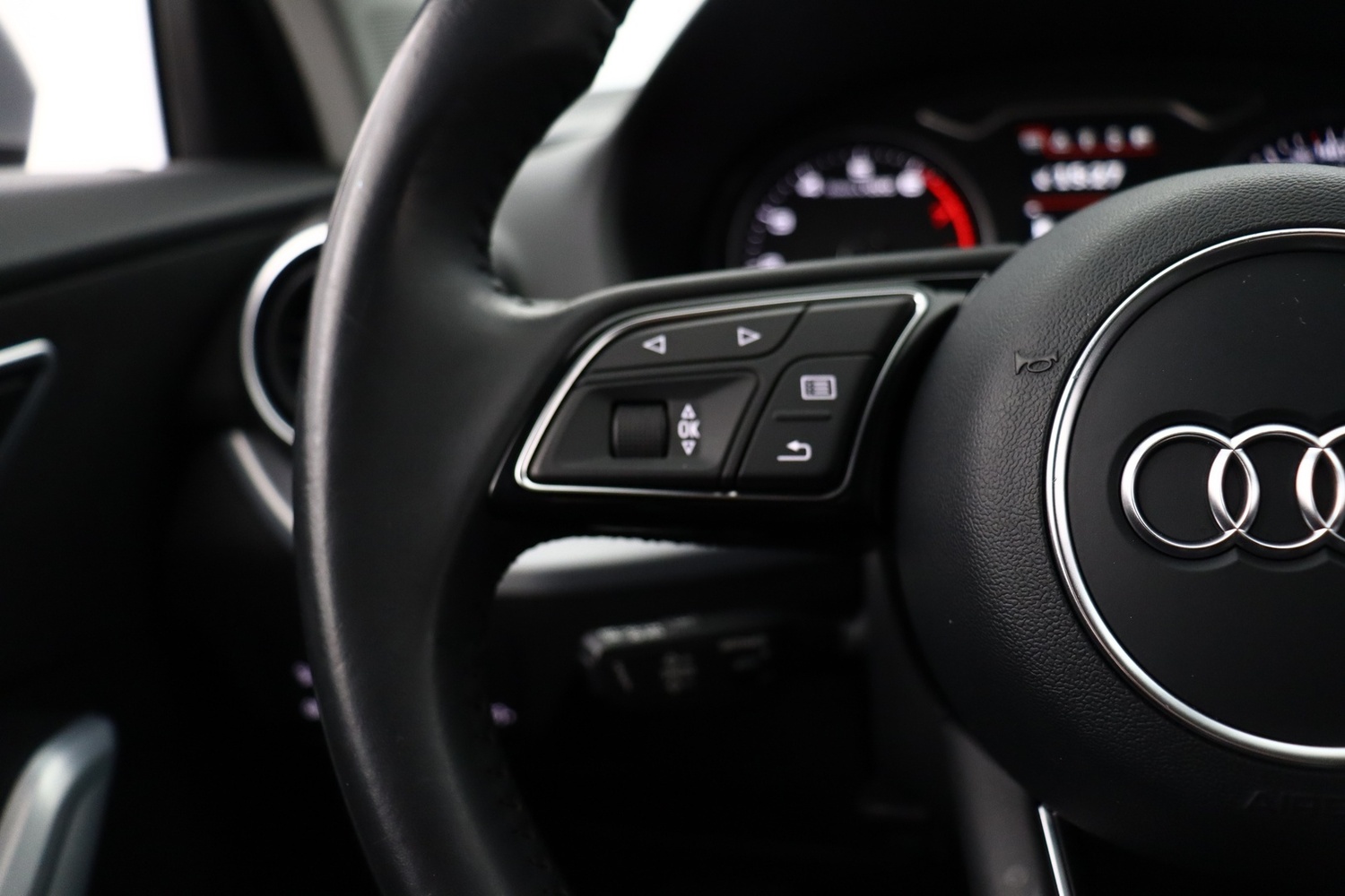 Audi Q2 vaihtoauto