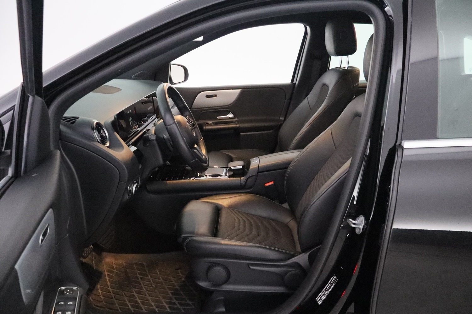 Mercedes-Benz B vaihtoauto