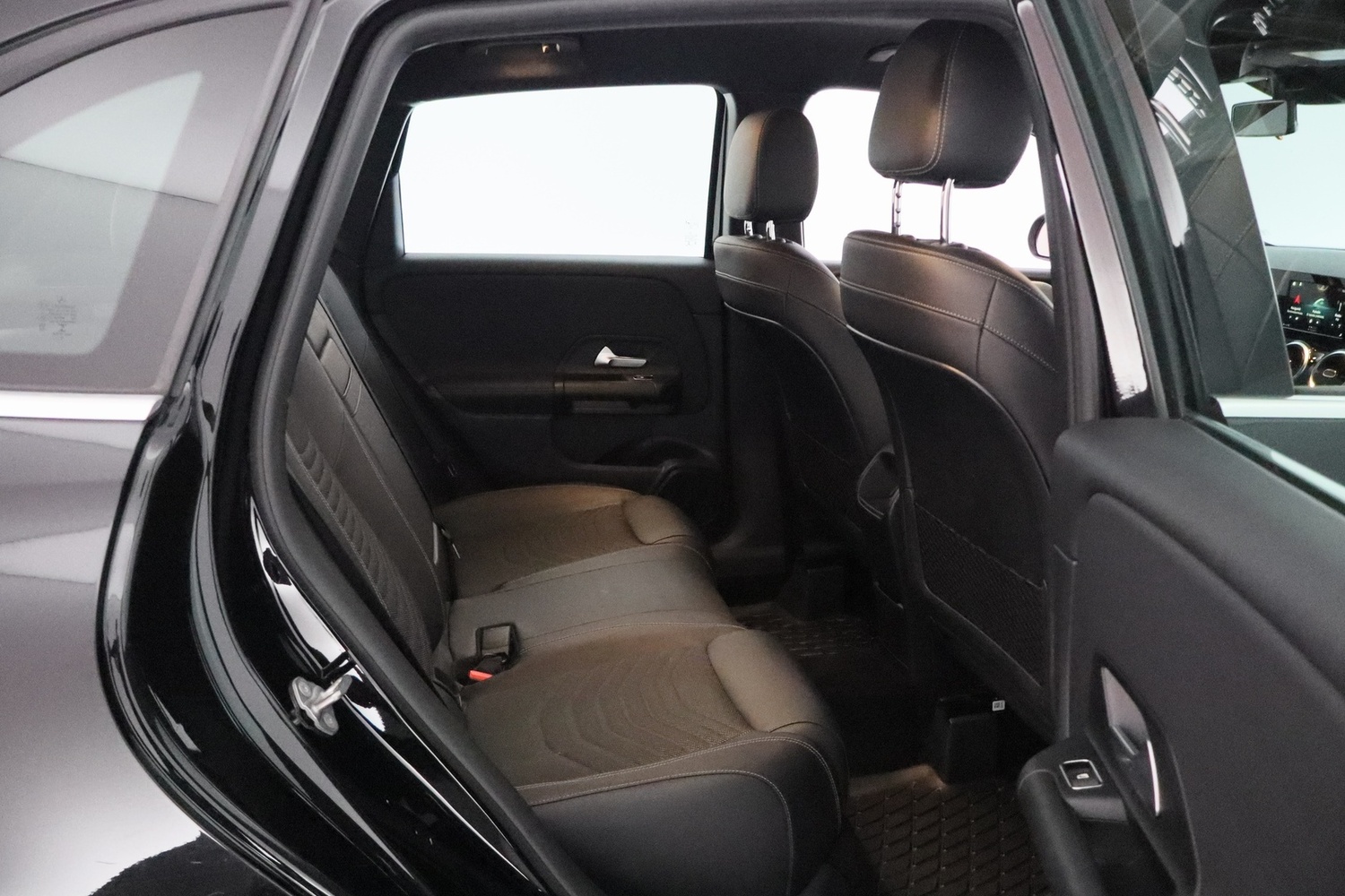 Mercedes-Benz B vaihtoauto