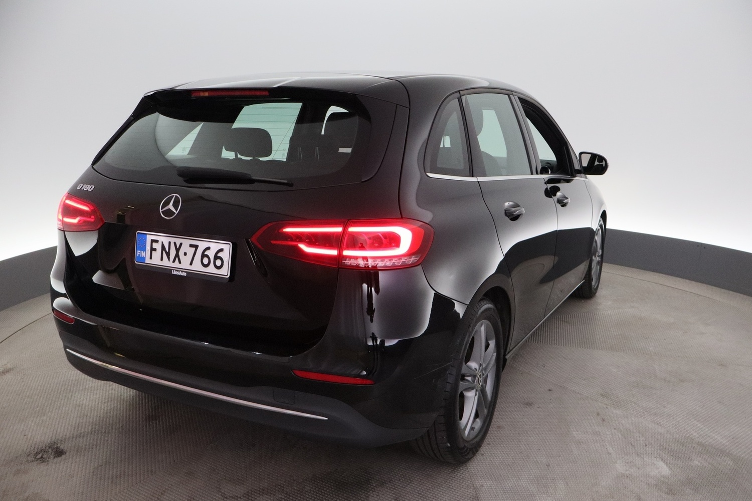 Mercedes-Benz B vaihtoauto