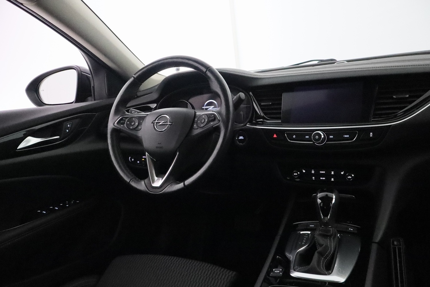 Opel Insignia vaihtoauto