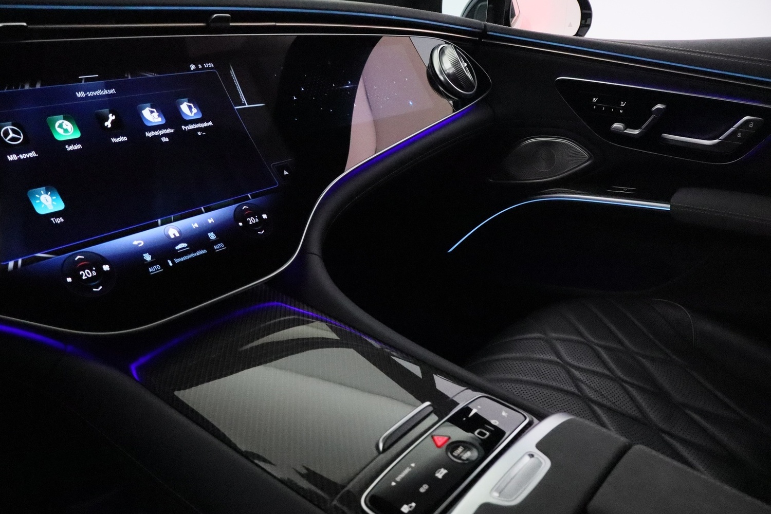 Mercedes-Benz EQS vaihtoauto