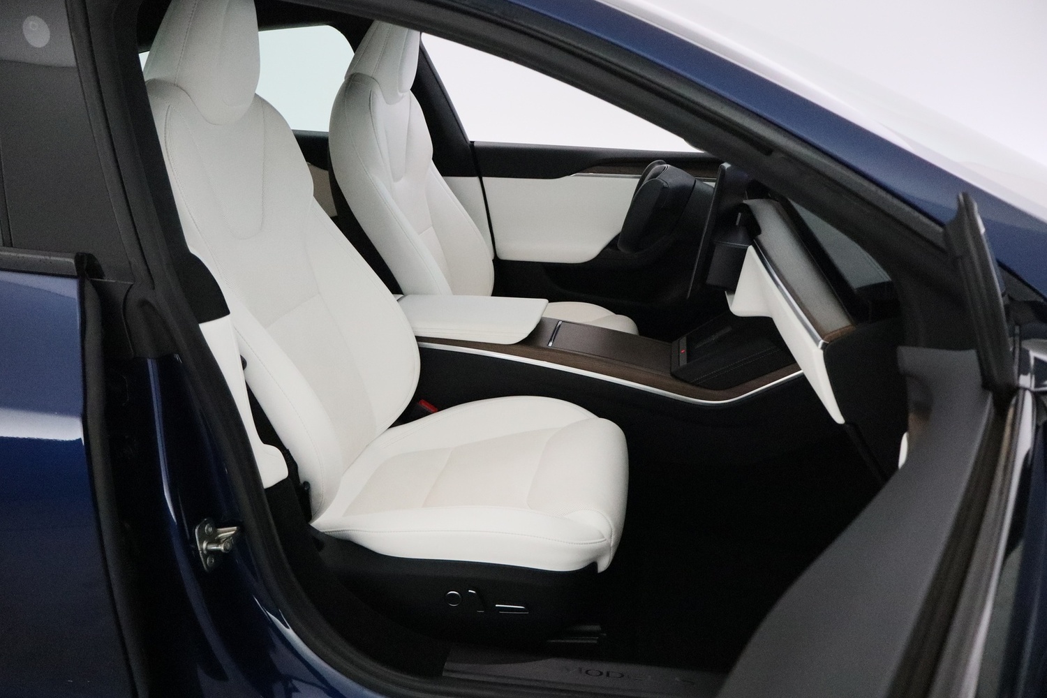 Tesla Model S vaihtoauto