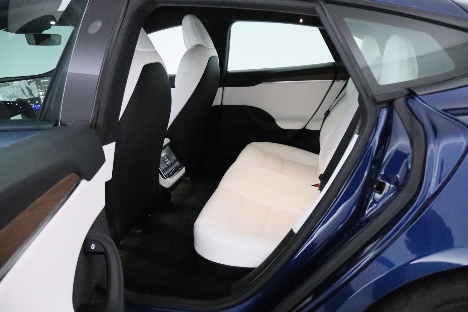 Tesla Model S vaihtoauto