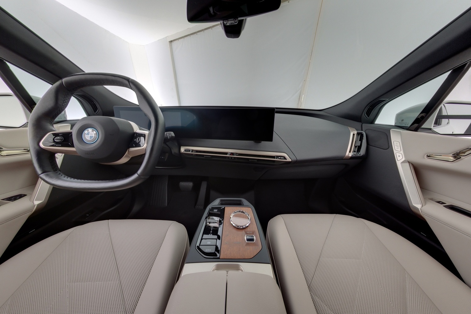 BMW iX vaihtoauto