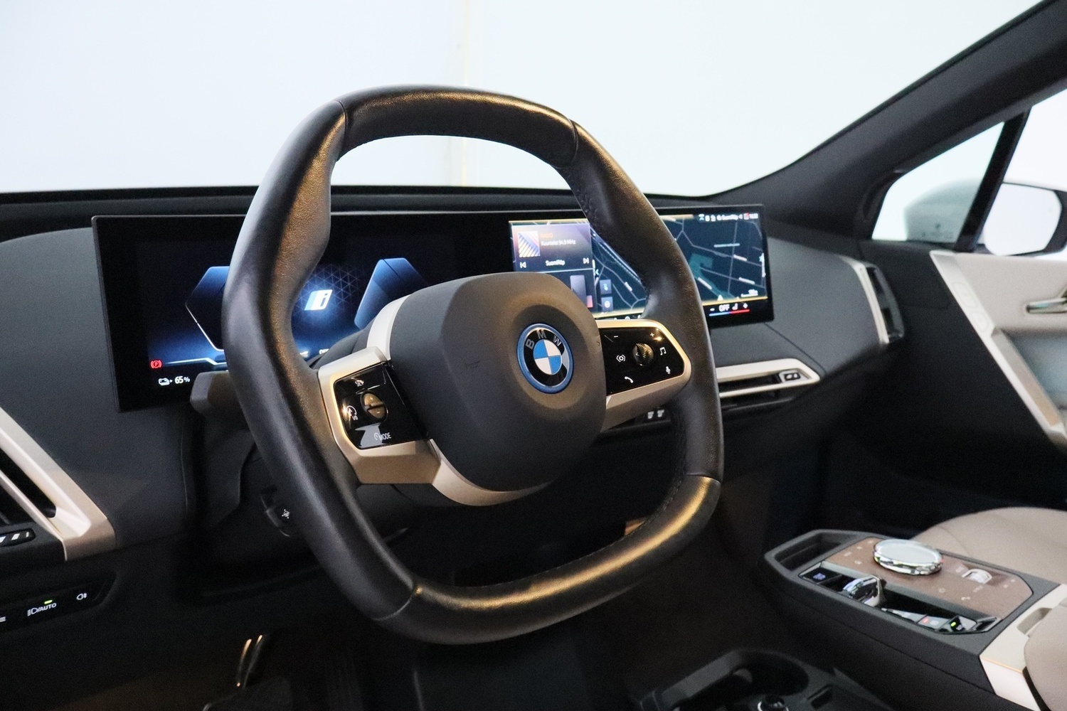 BMW iX vaihtoauto