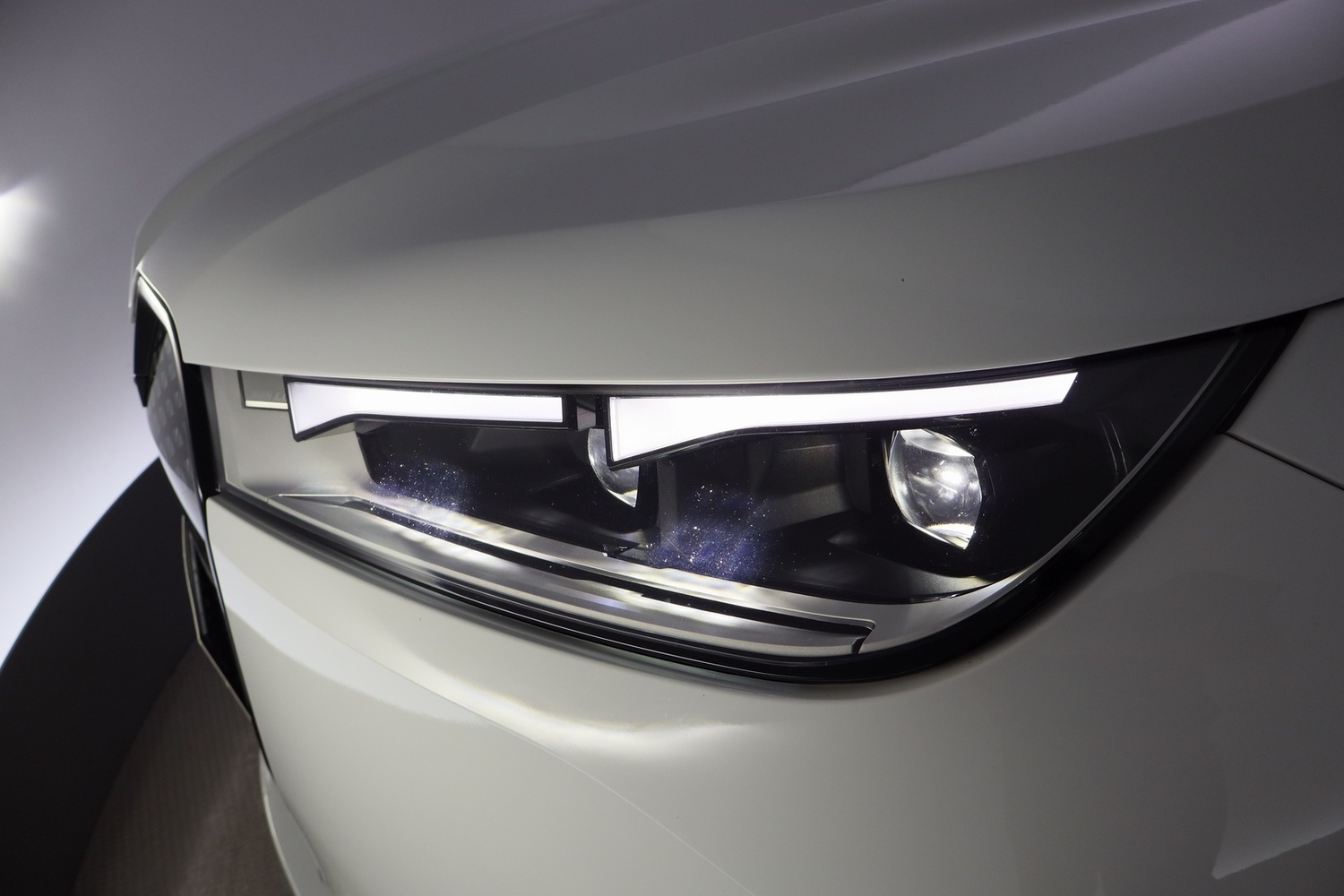BMW iX vaihtoauto