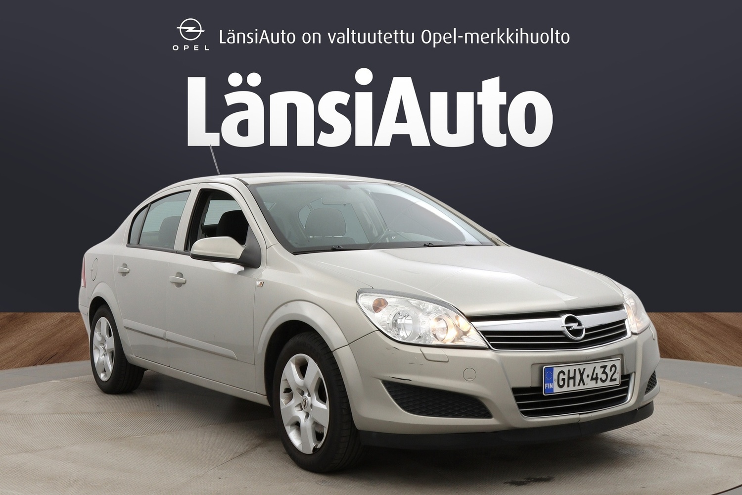 Opel Astra vaihtoauto