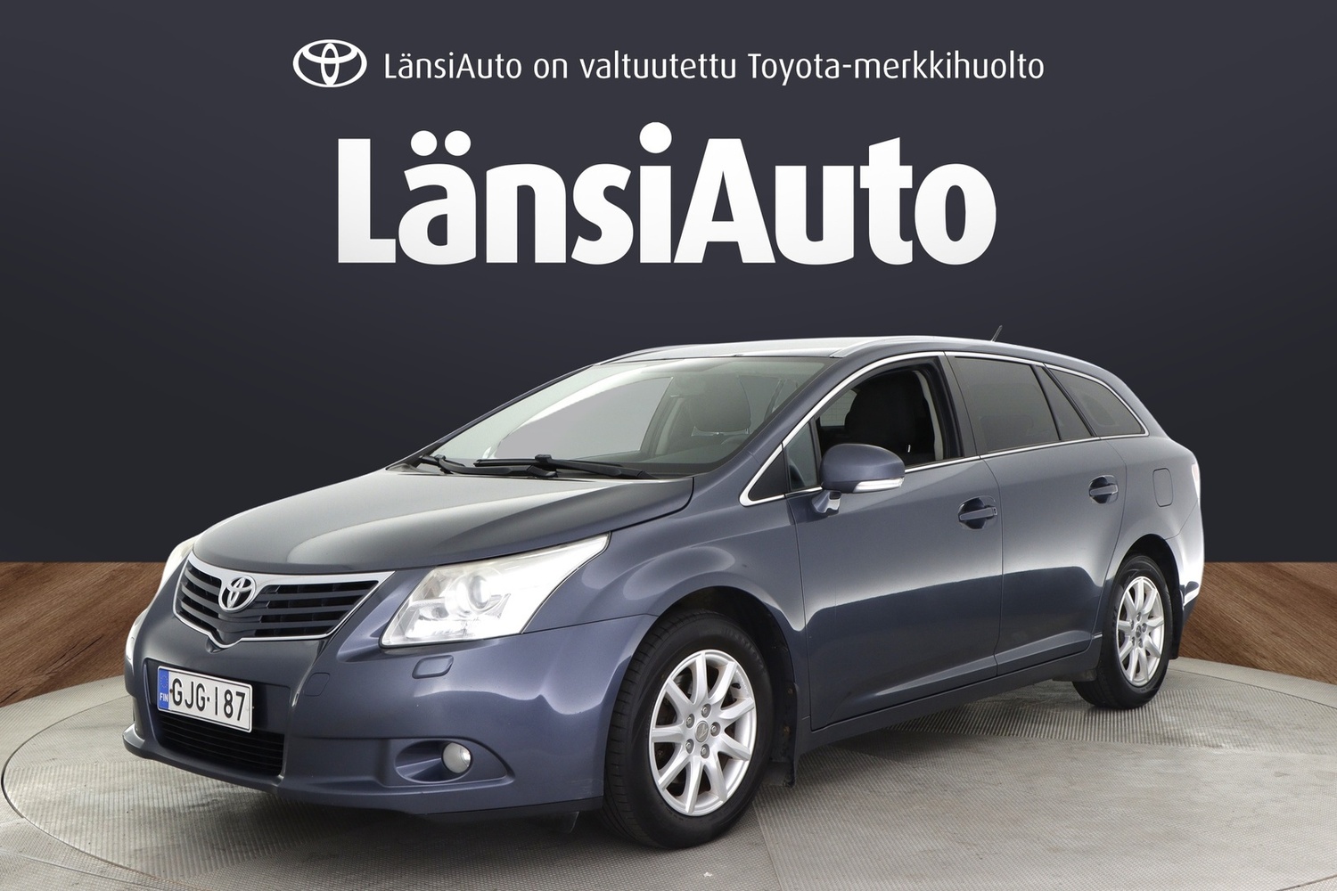 Toyota Avensis vaihtoauto