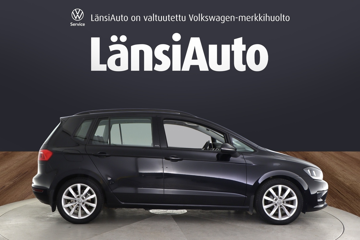 Volkswagen Golf Sportsvan vaihtoauto
