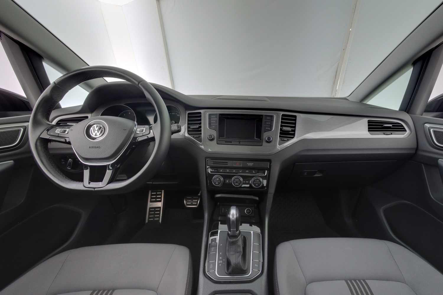 Volkswagen Golf Sportsvan vaihtoauto