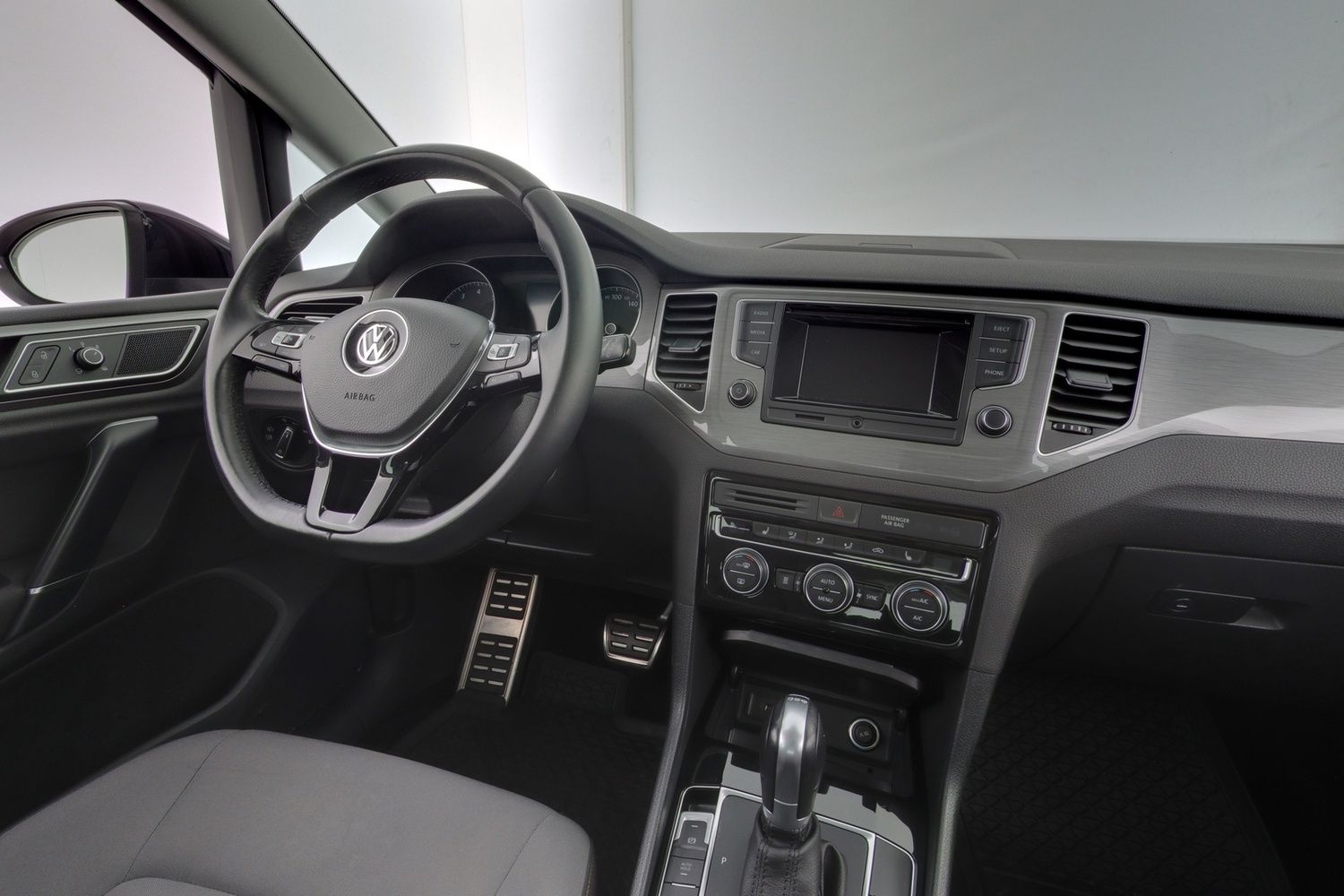 Volkswagen Golf Sportsvan vaihtoauto