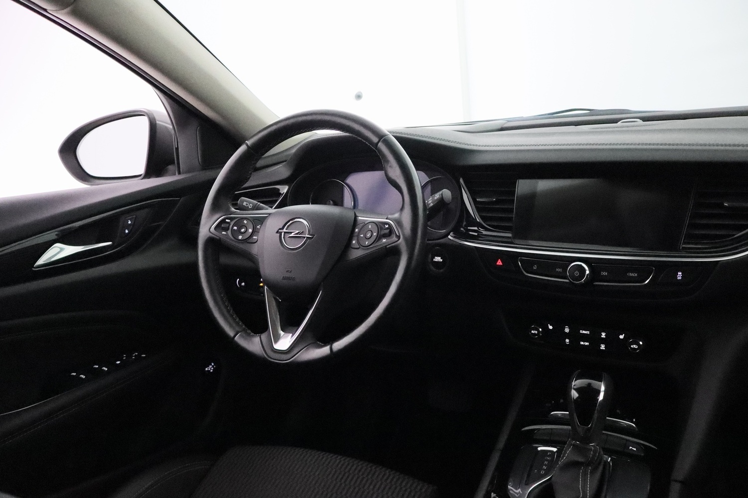 Opel Insignia vaihtoauto