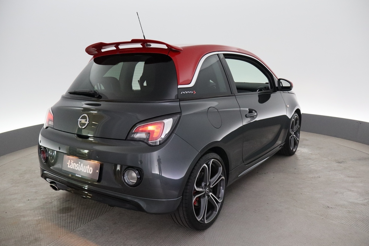 Opel Adam vaihtoauto
