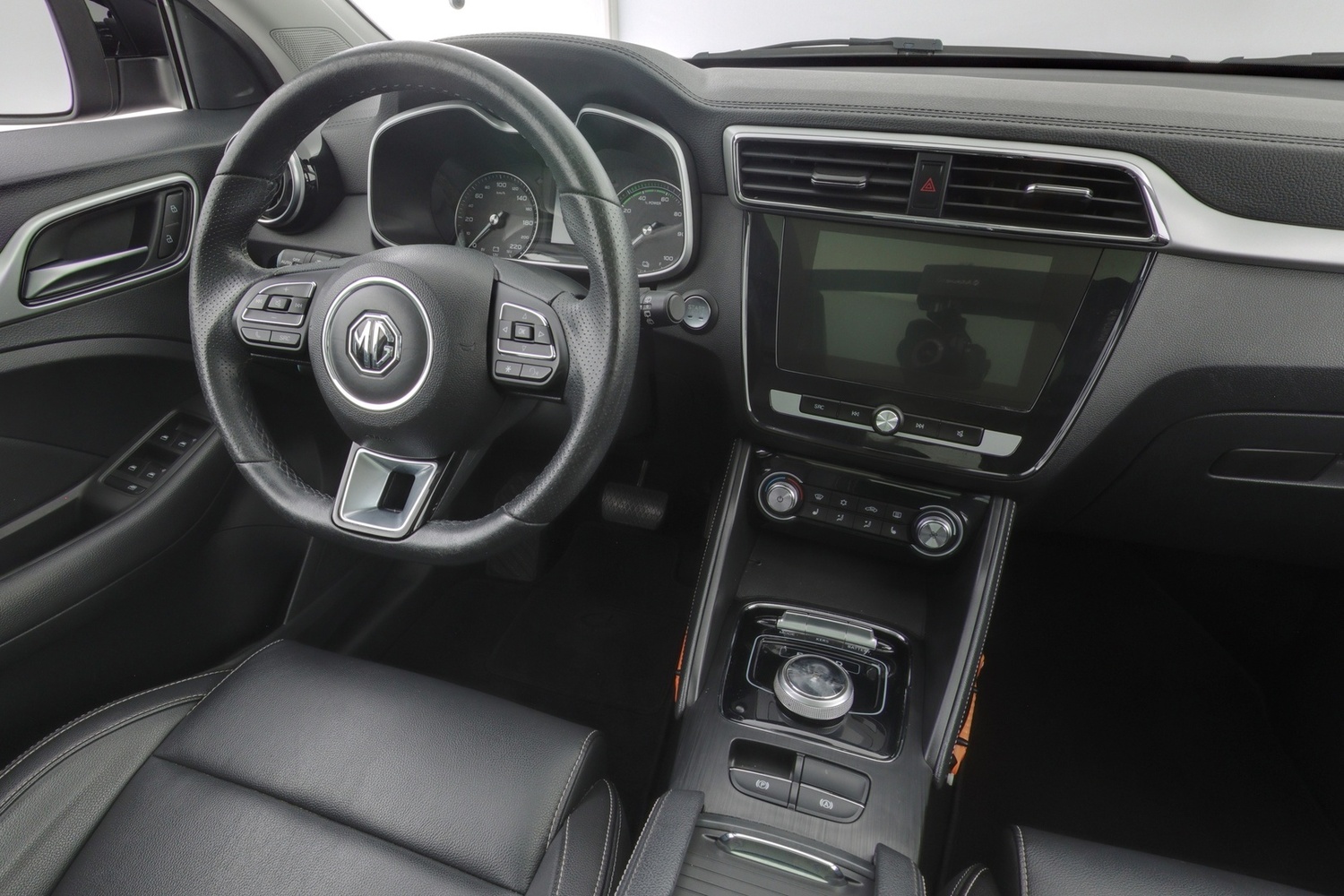 MG ZS vaihtoauto