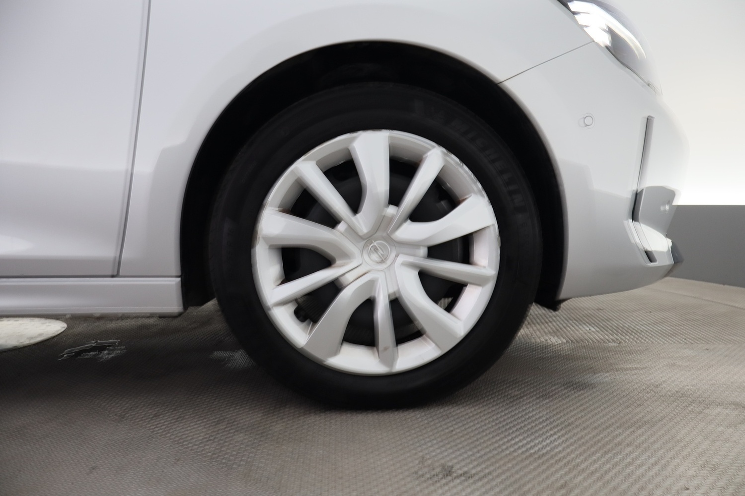 Opel Corsa vaihtoauto
