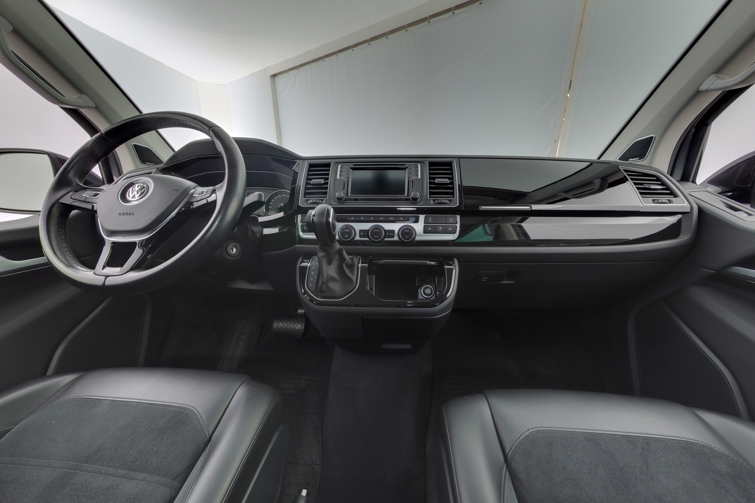 Volkswagen Multivan vaihtoauto