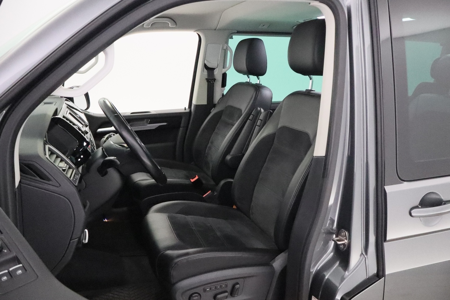Volkswagen Multivan vaihtoauto