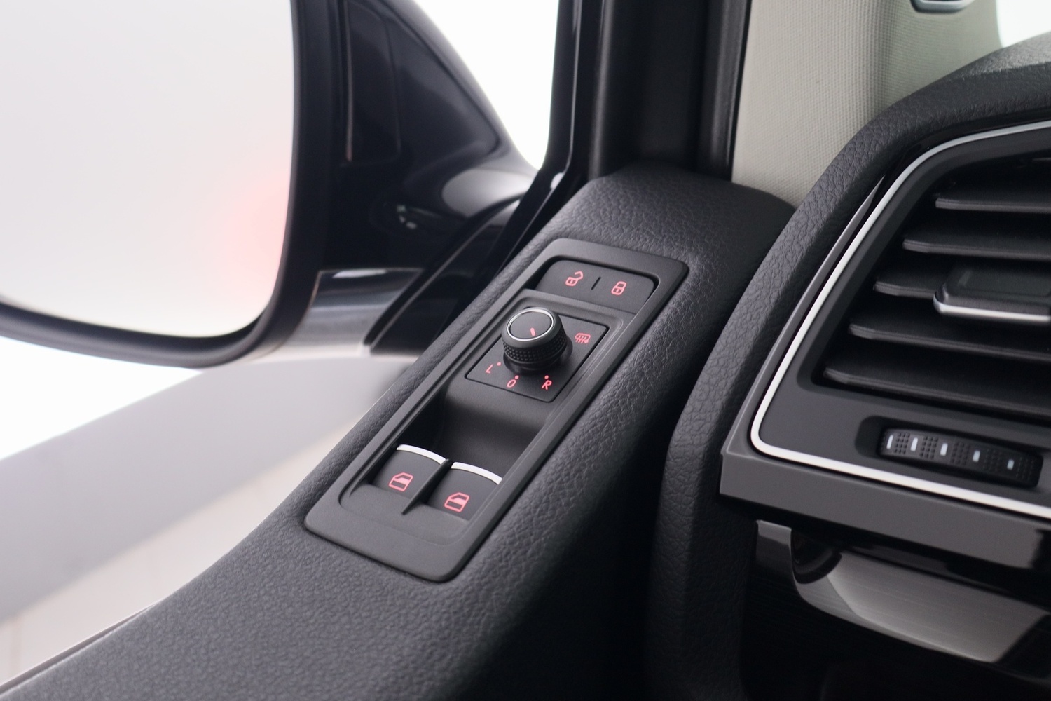 Volkswagen Multivan vaihtoauto