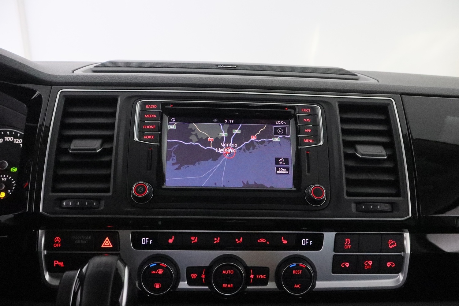 Volkswagen Multivan vaihtoauto