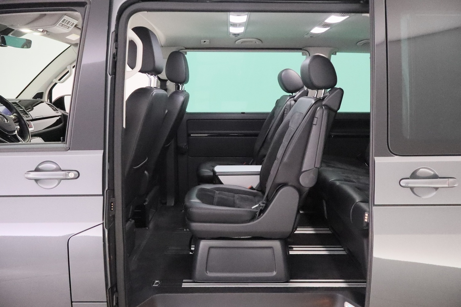 Volkswagen Multivan vaihtoauto