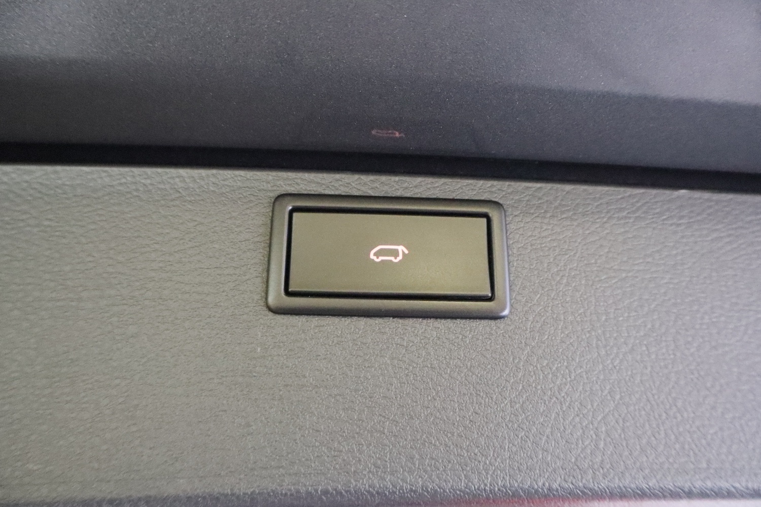 Volkswagen Multivan vaihtoauto