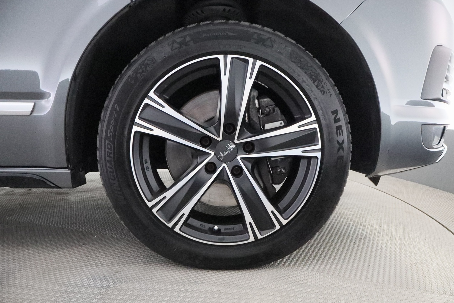 Volkswagen Multivan vaihtoauto