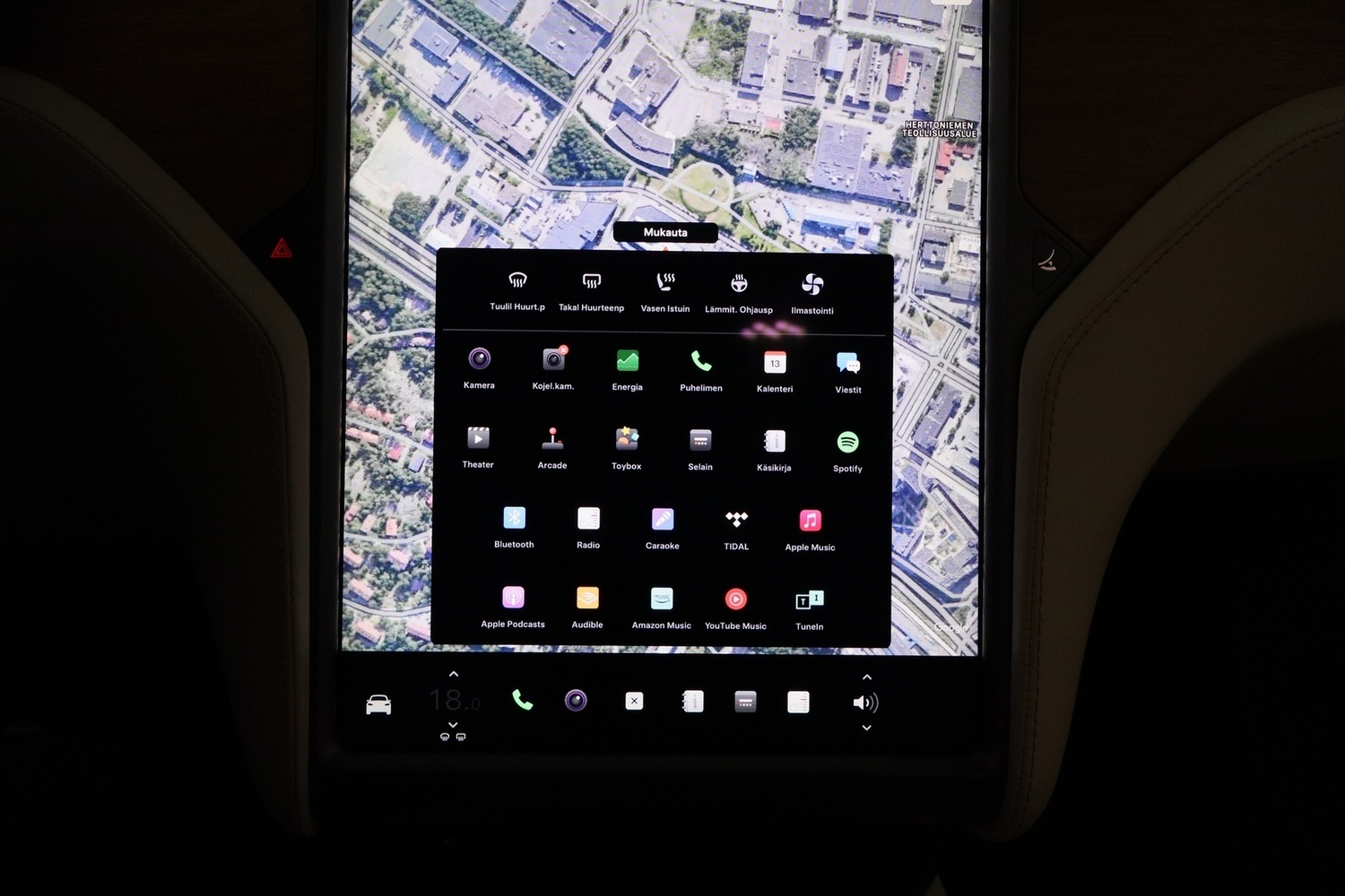 Tesla Model X vaihtoauto