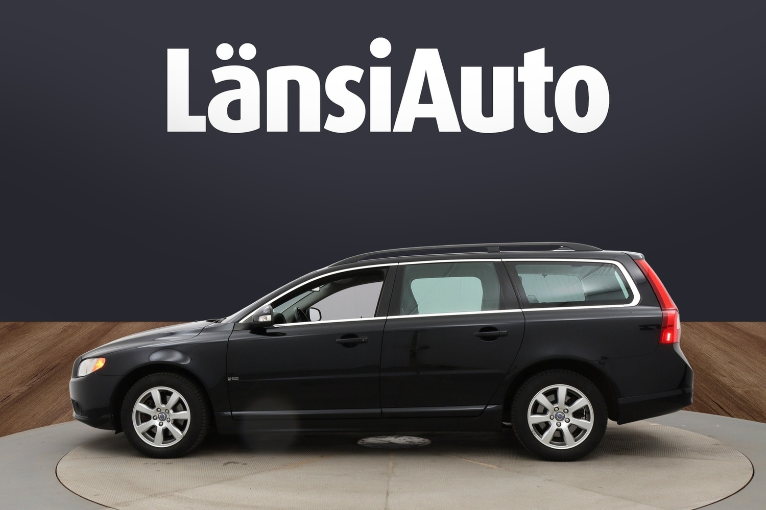 Volvo V70 vaihtoauto