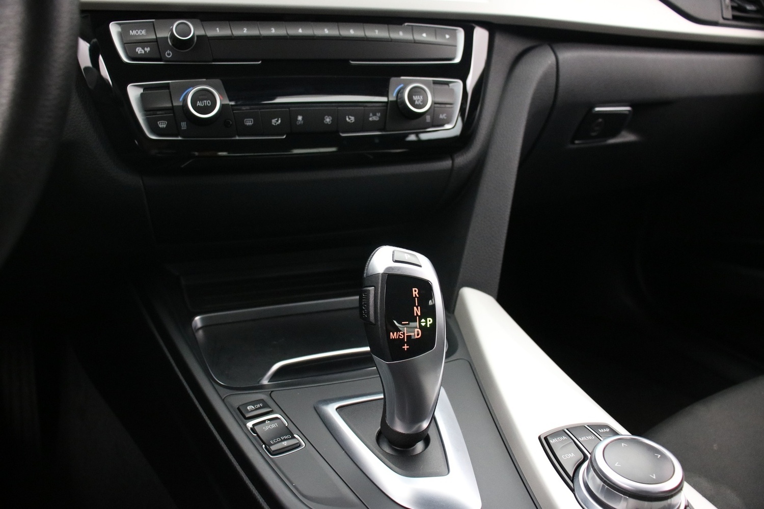 BMW 318 vaihtoauto
