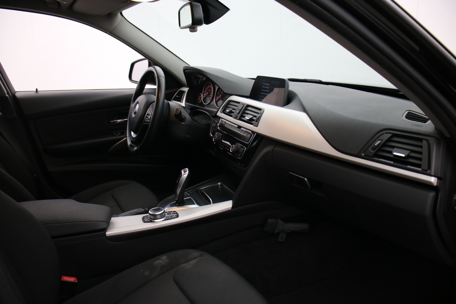 BMW 318 vaihtoauto