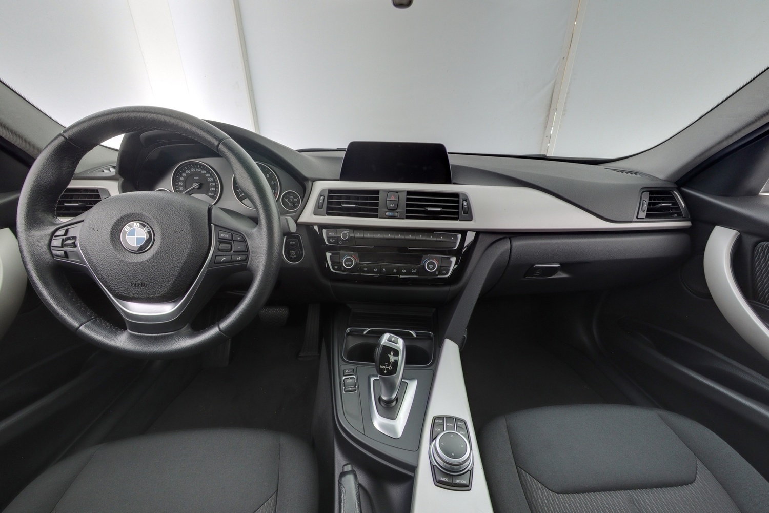 BMW 318 vaihtoauto
