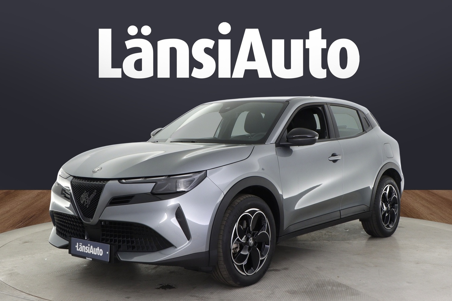 Alfa Romeo Junior vaihtoauto