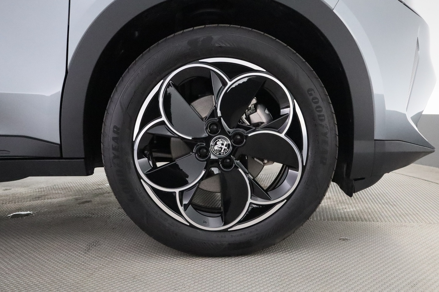 Alfa Romeo Junior vaihtoauto