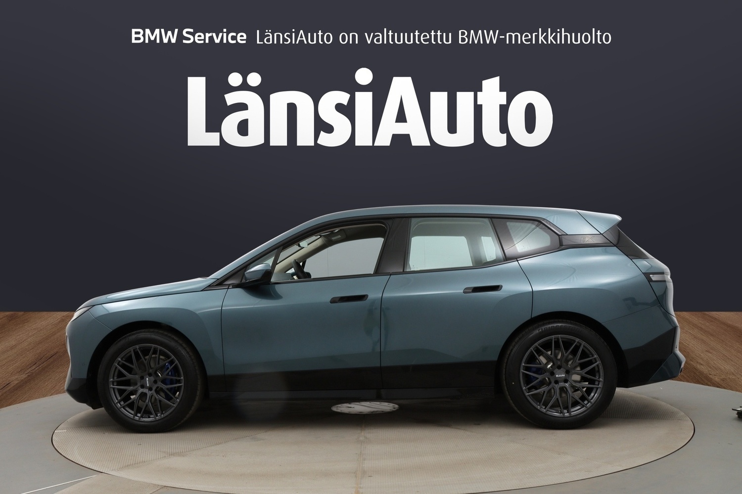 BMW iX vaihtoauto