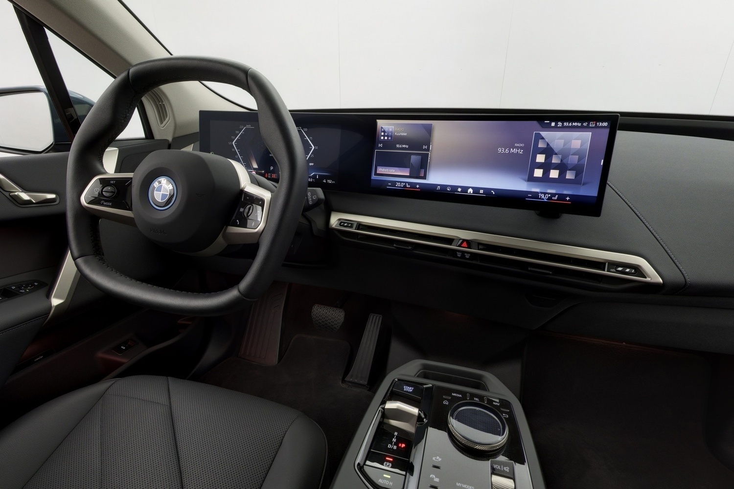 BMW iX vaihtoauto