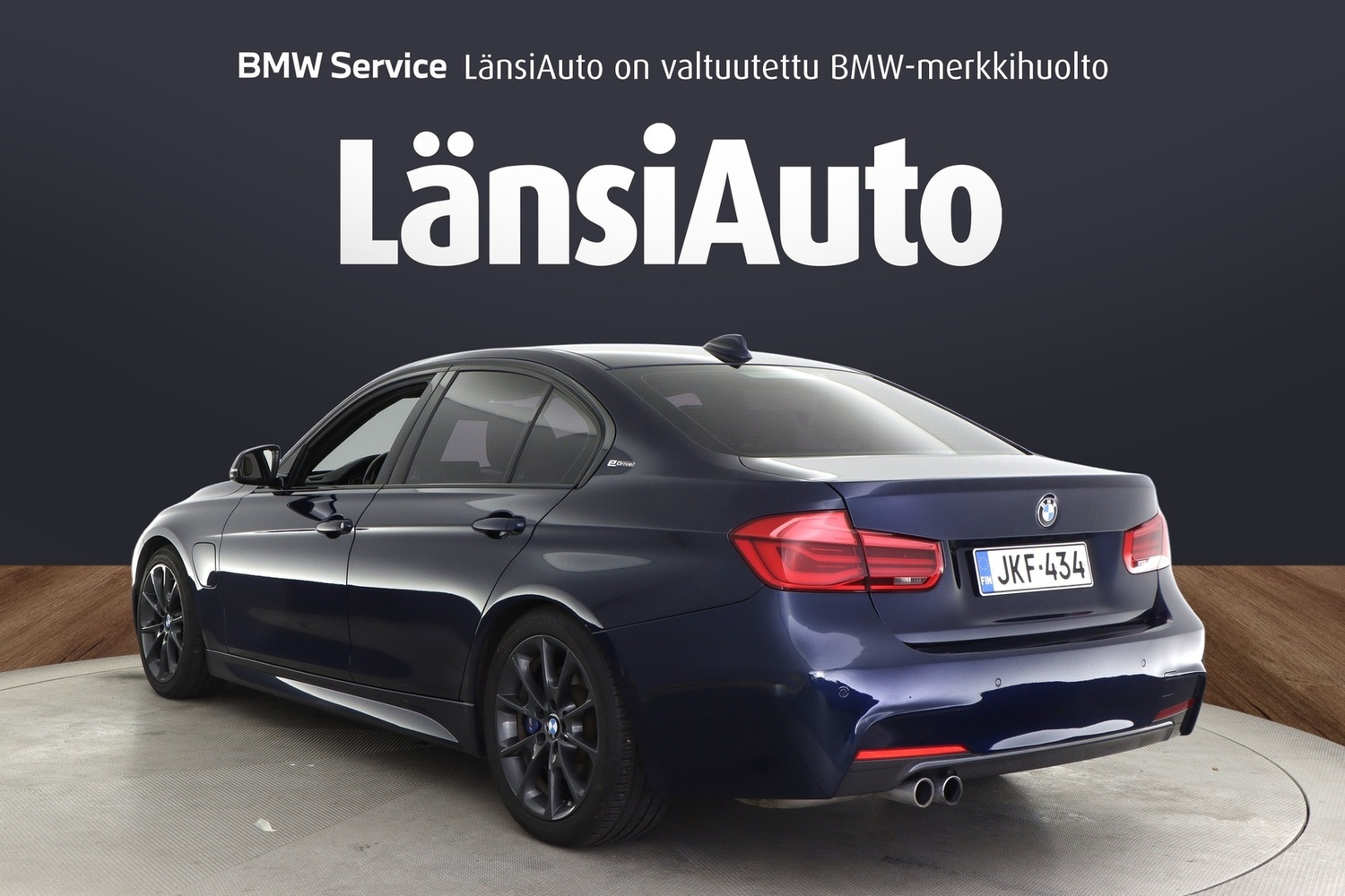 BMW 330 vaihtoauto