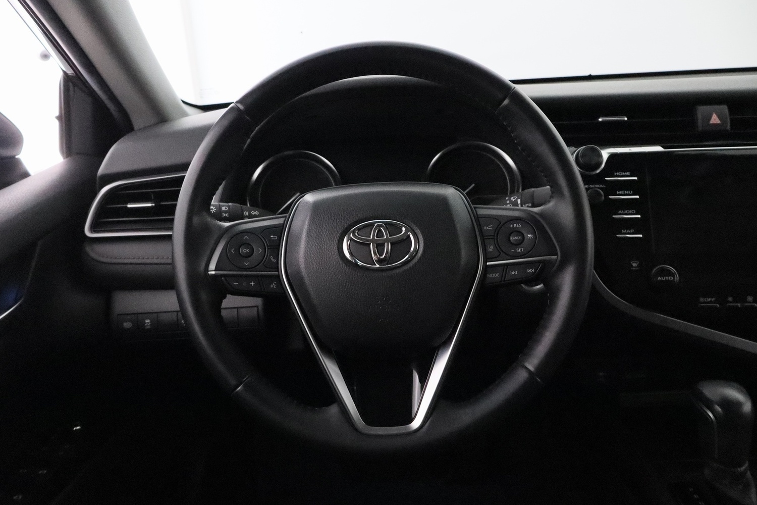 Toyota Camry vaihtoauto