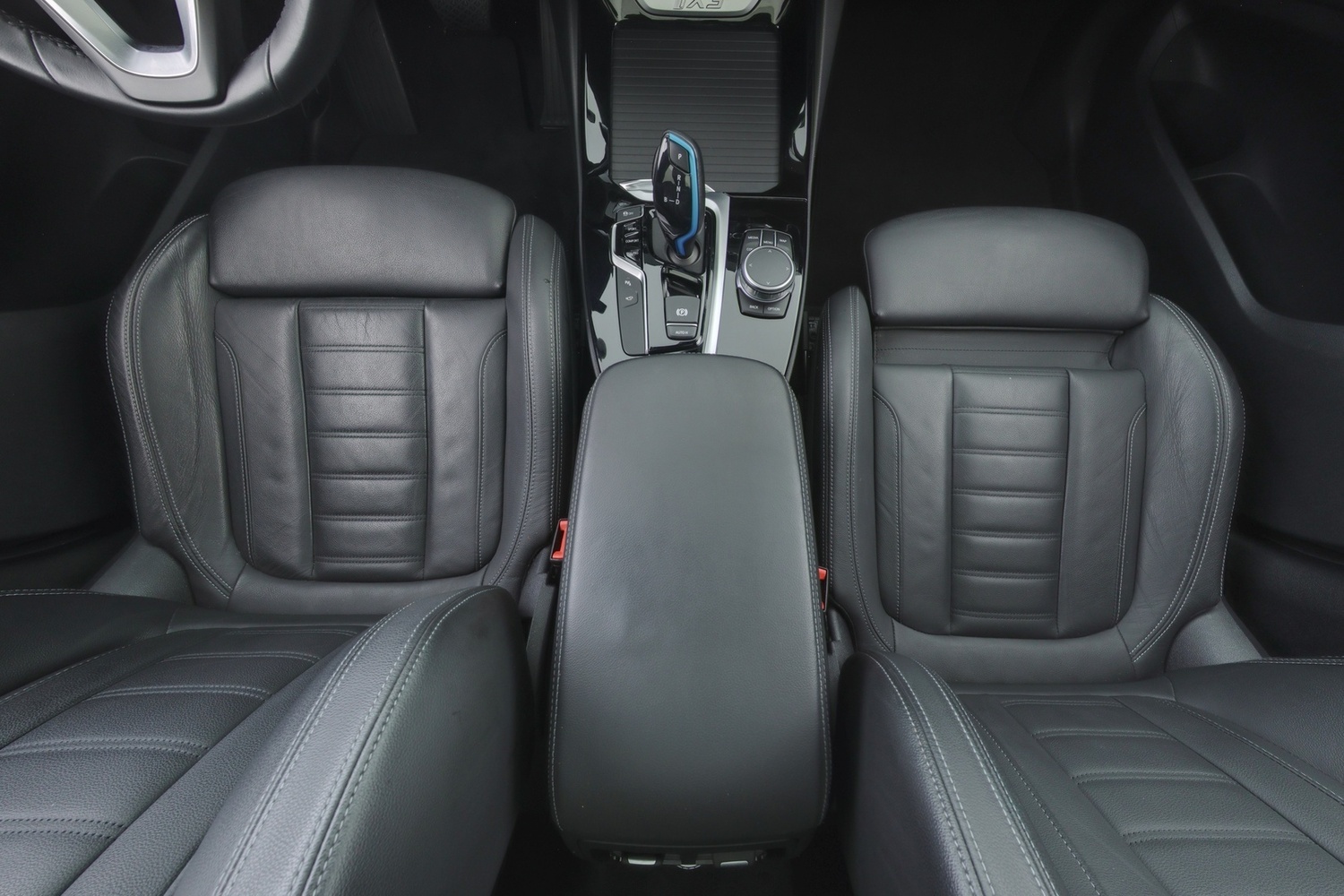 BMW iX3 vaihtoauto