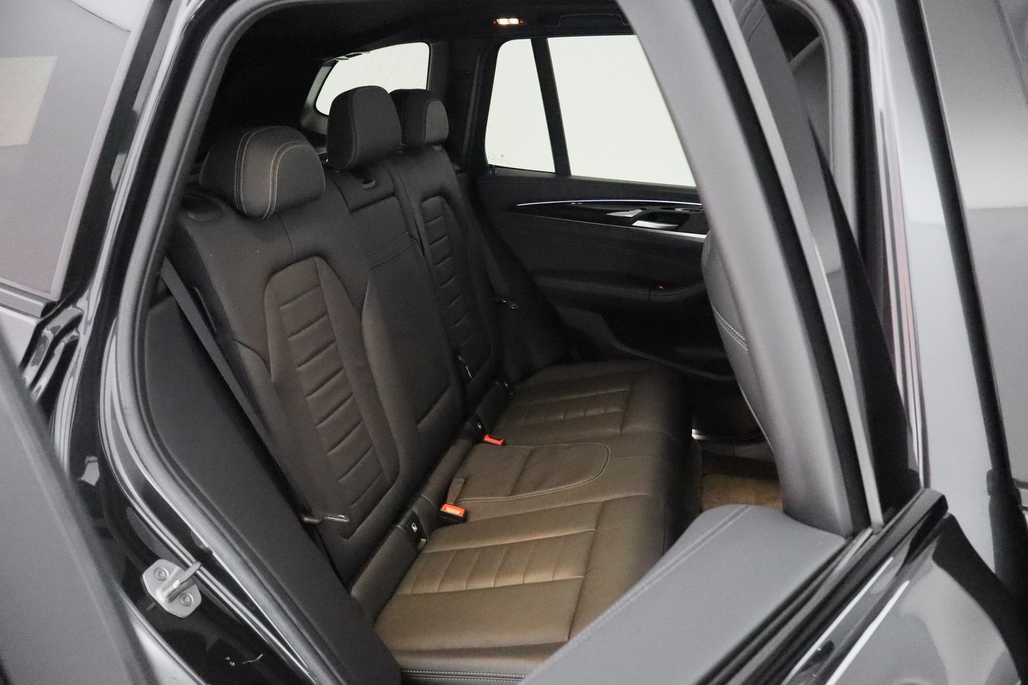 BMW iX3 vaihtoauto
