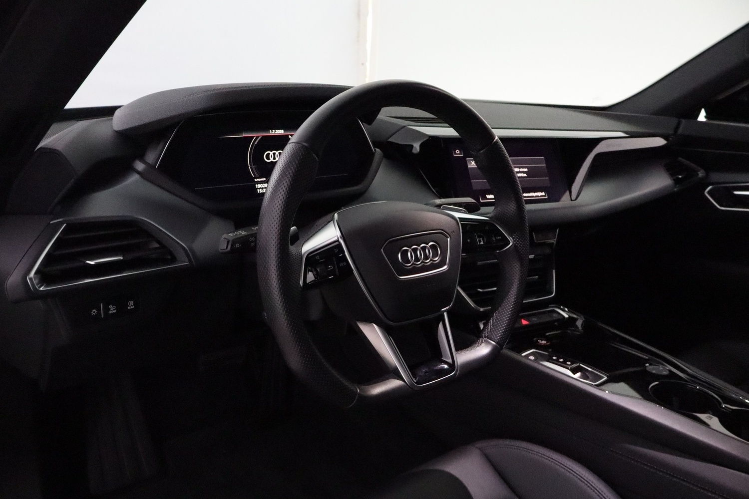 Audi e-tron GT vaihtoauto