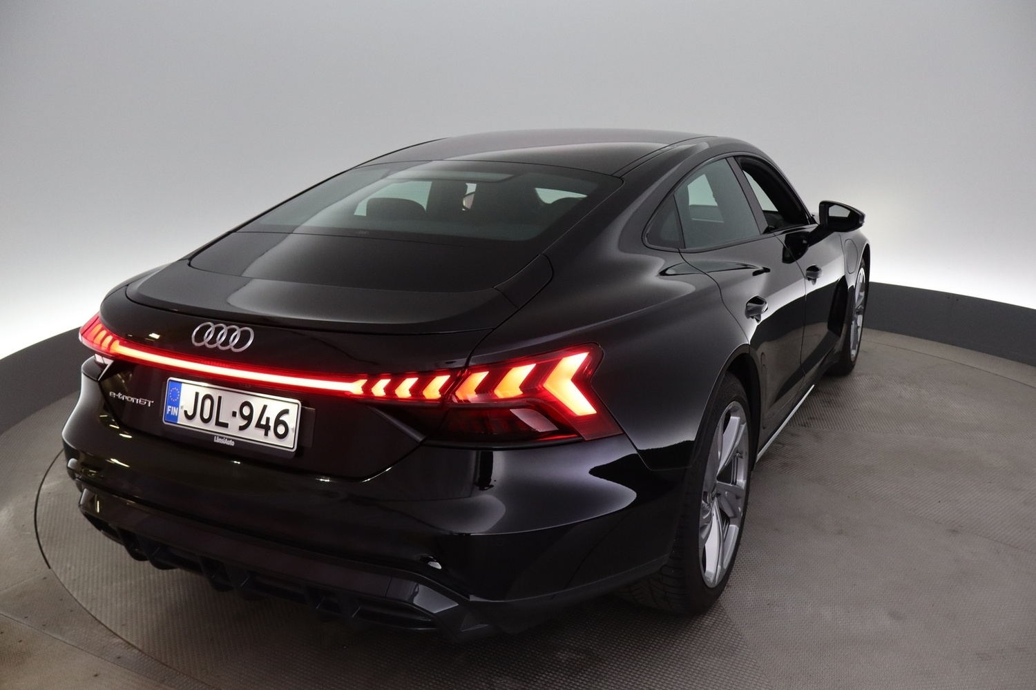 Audi e-tron GT vaihtoauto
