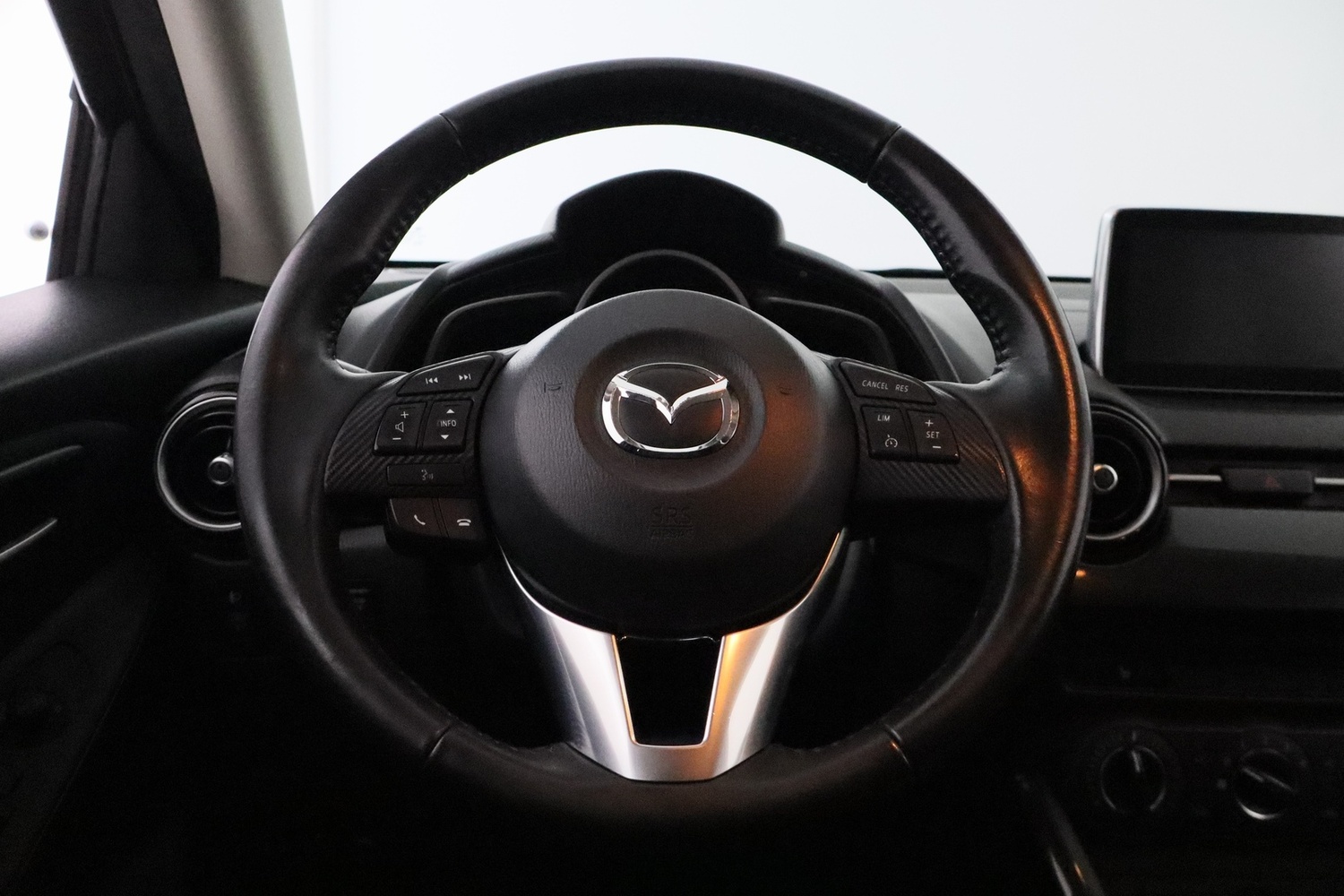 Mazda 2 vaihtoauto