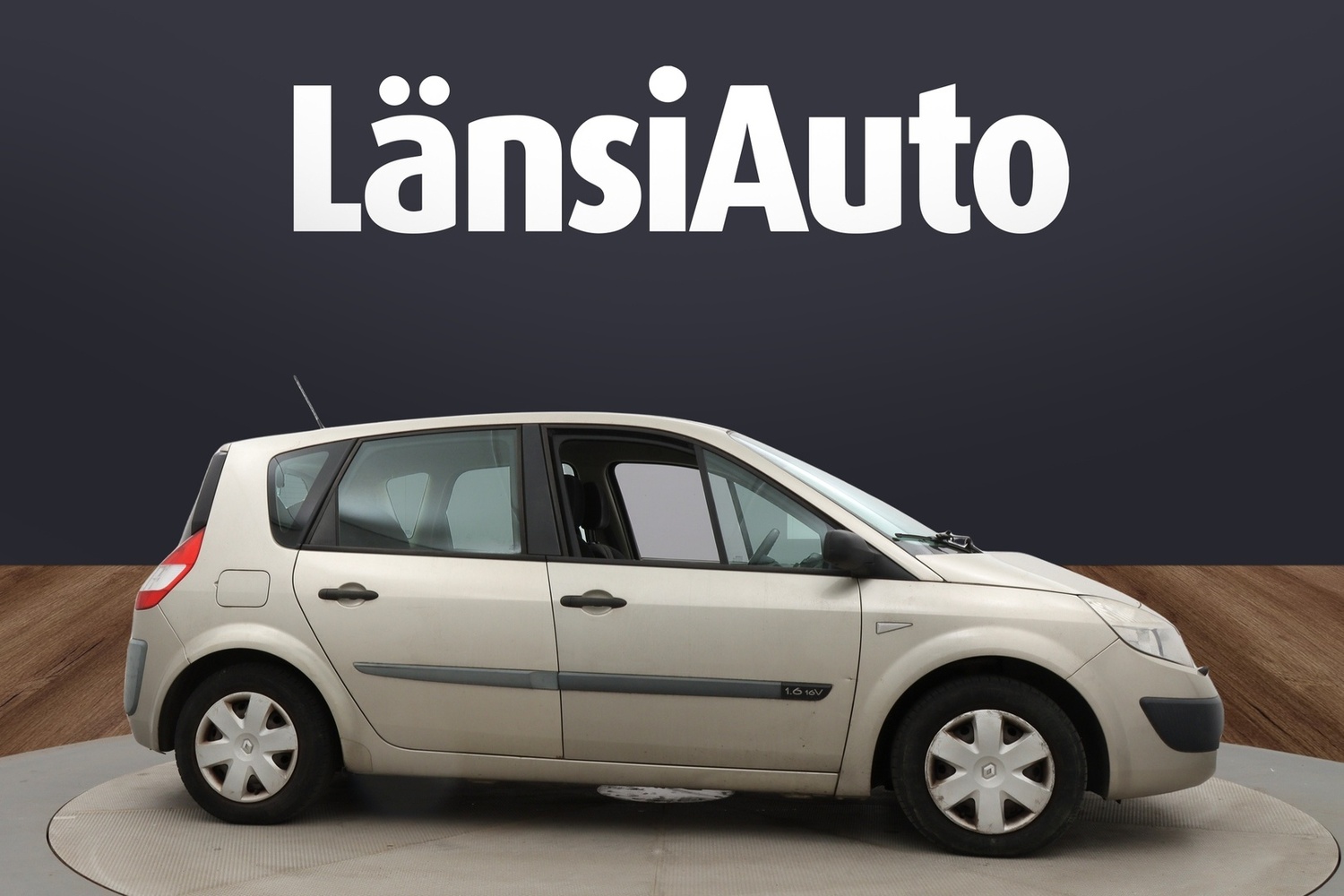 Renault Scénic vaihtoauto