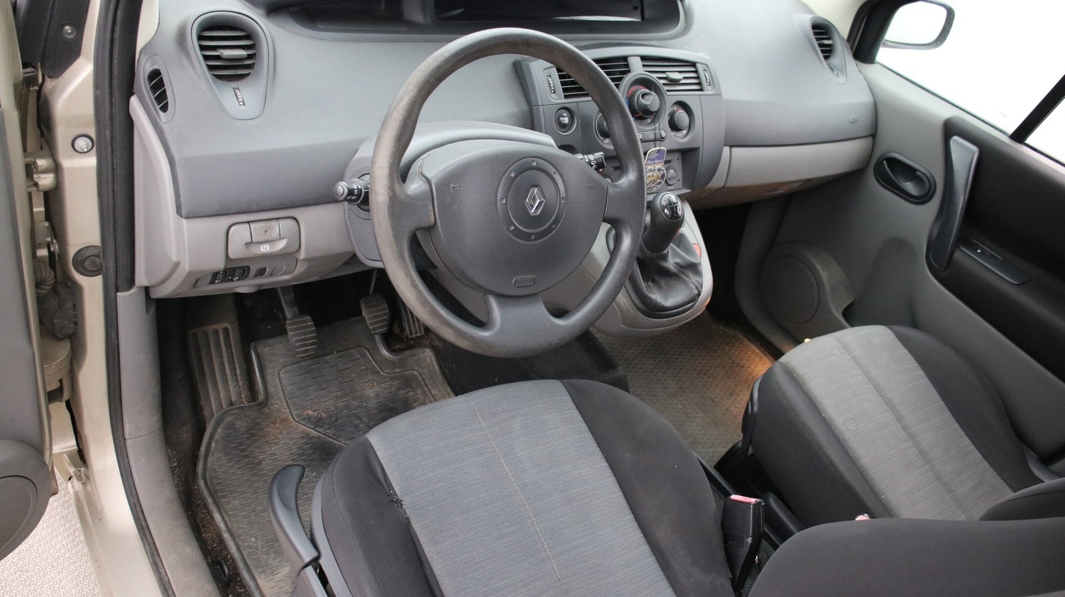 Renault Scénic vaihtoauto