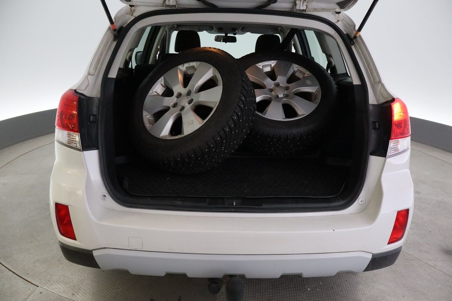 Subaru Outback vaihtoauto